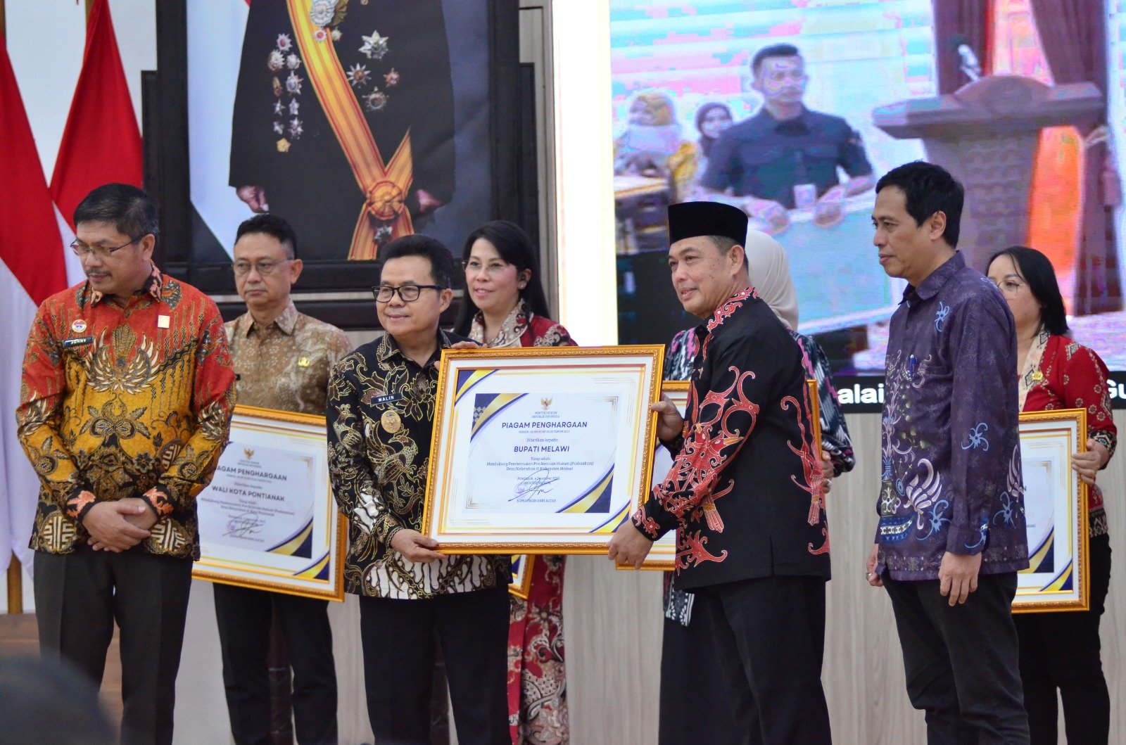 Wakil Bupati Melawi Hadiri Peresmian Pos Bantuan Hukum Desa dan Kelurahan se-Kalimantan Barat