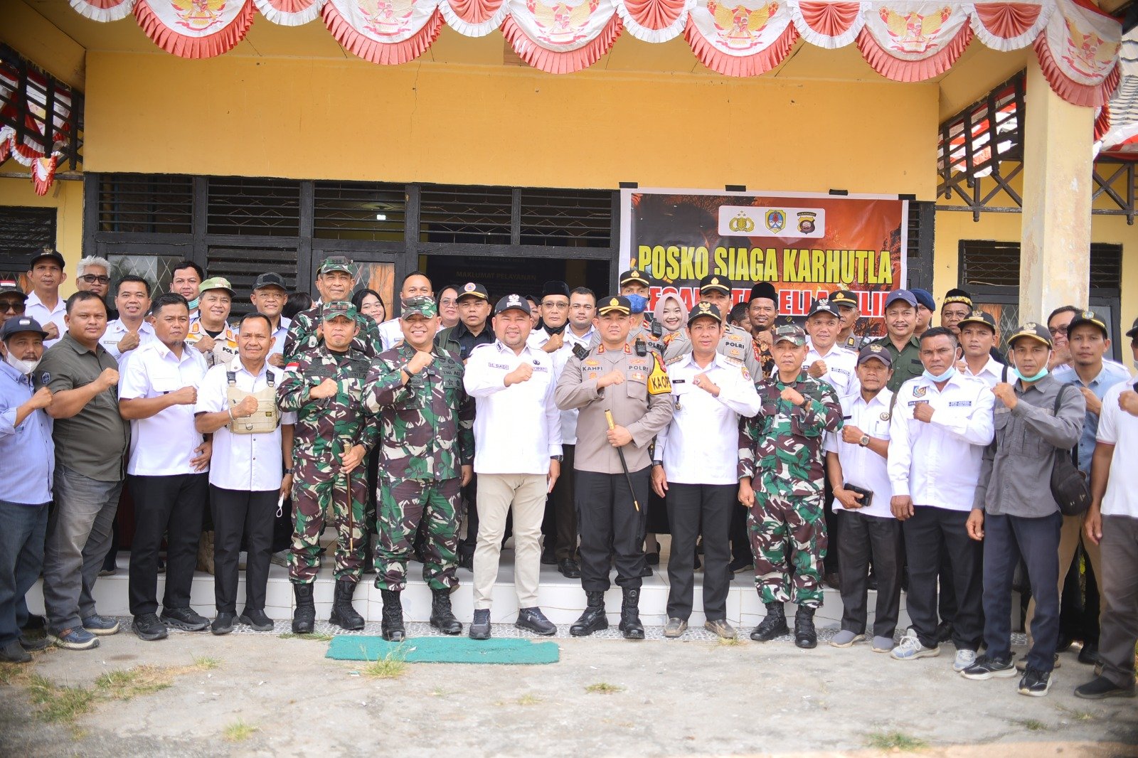 Bupati Melawi Perkuat Sinergi Penanganan Karhutla di Ella Hilir